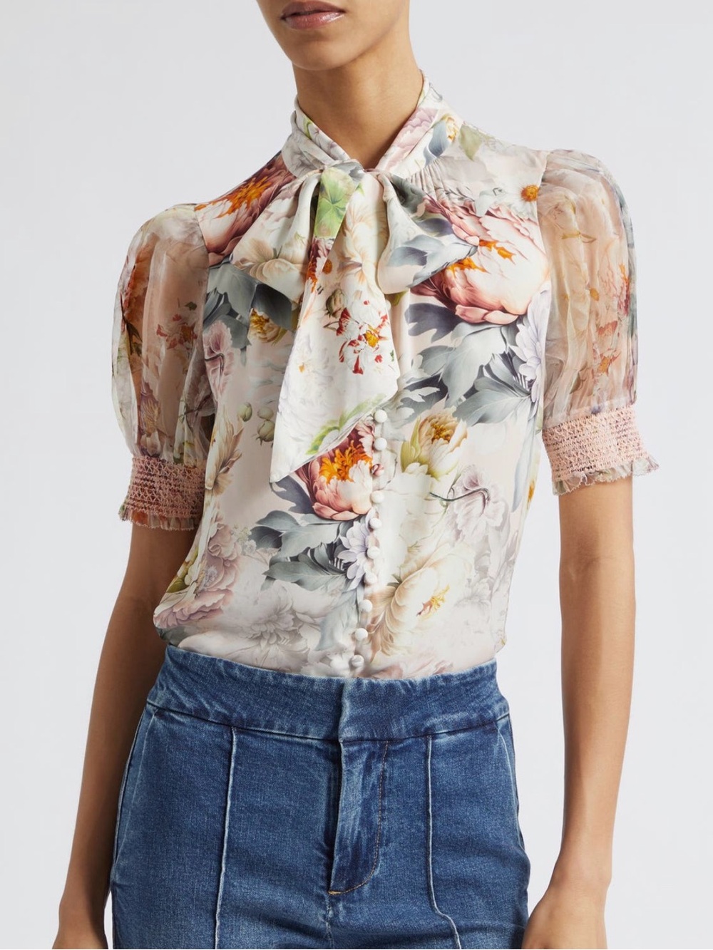 MSRP$395. ALICE AND OLIVIA
BRENTLEY TIE NK PUFF blouse ⭐️